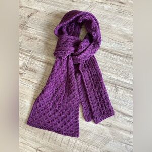 100% Merino wool Irelandseye cable knit scarf made in Ireland winter warm snow